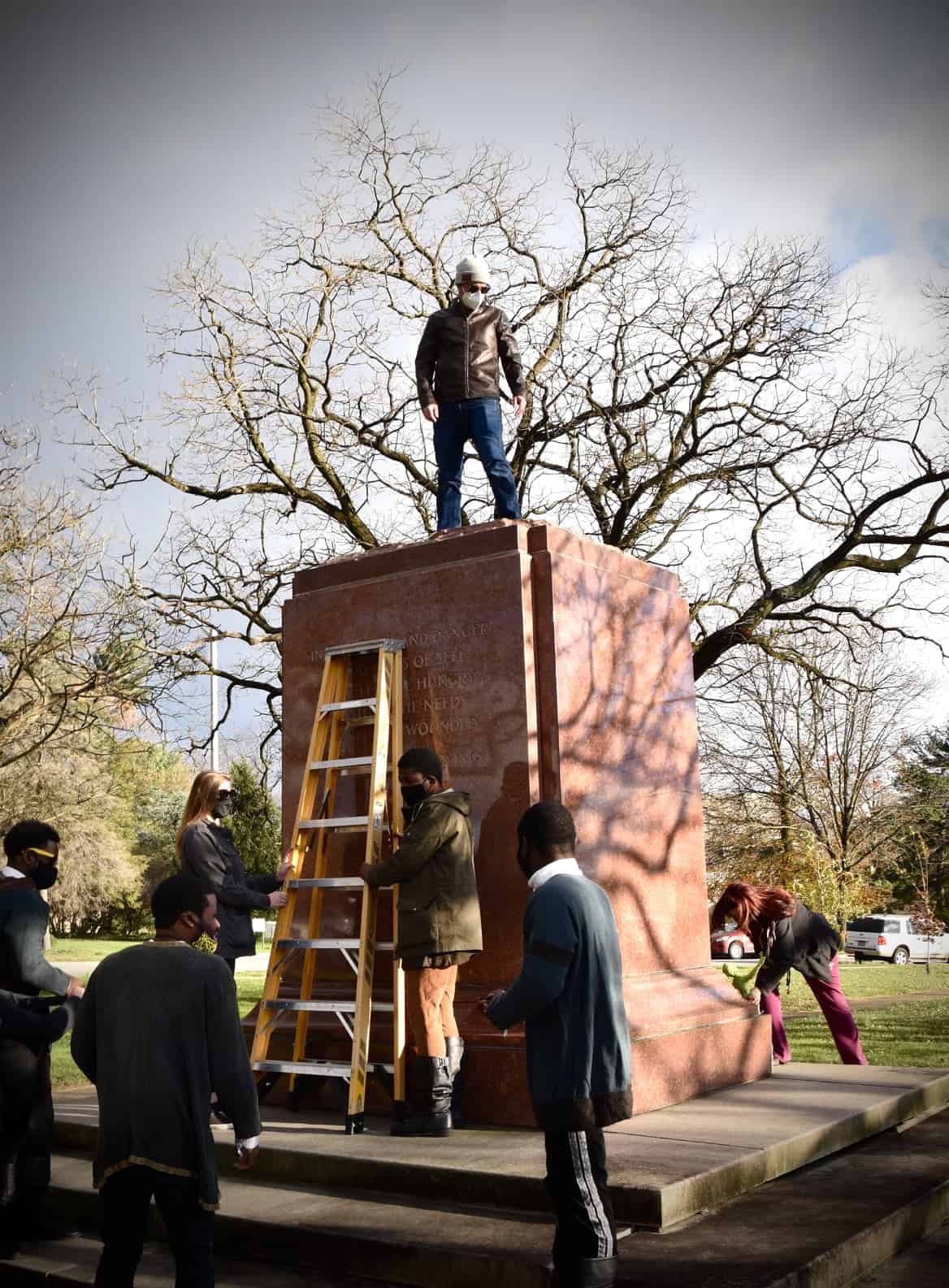 Séamus Miller, Creator of The Monument Project